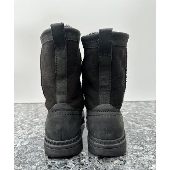 UGG Hartsville Sheepskin Leather Boots Black 5626 Mens Size 8 main image 5
